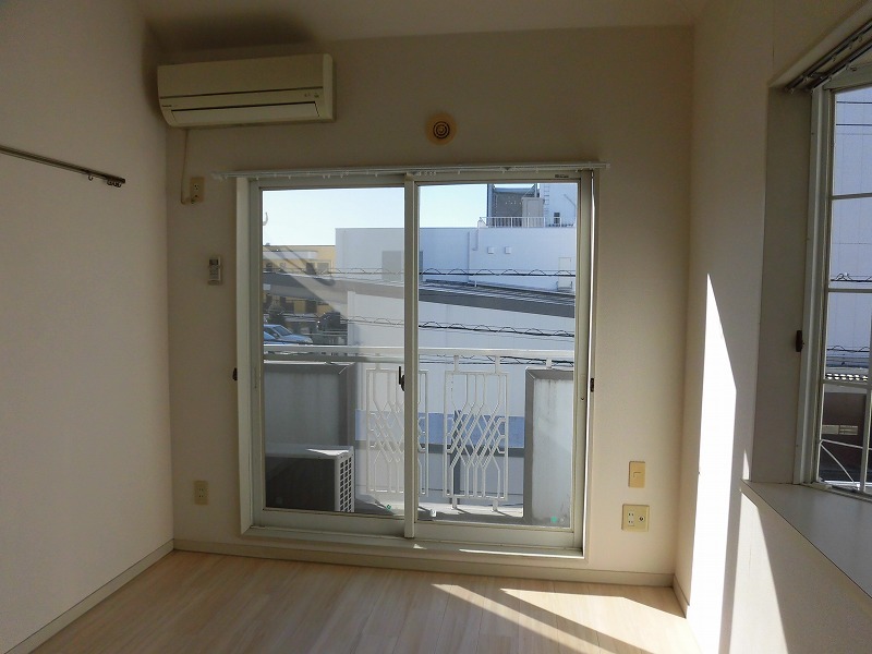 プルミエ弐番館(K-065) リビング