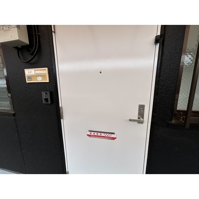 リブレス大宮 玄関