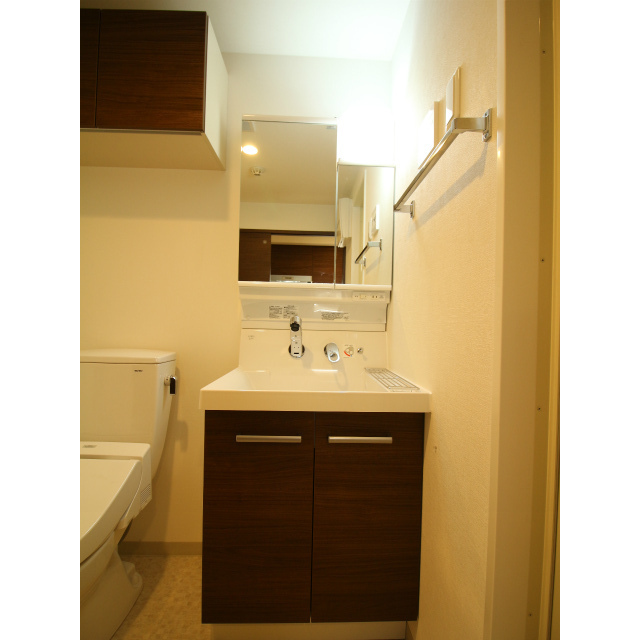 プレール・ドゥーク学芸大学 内観