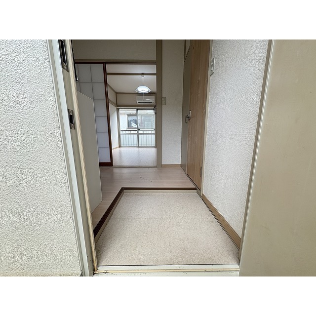 コーポ泉 玄関