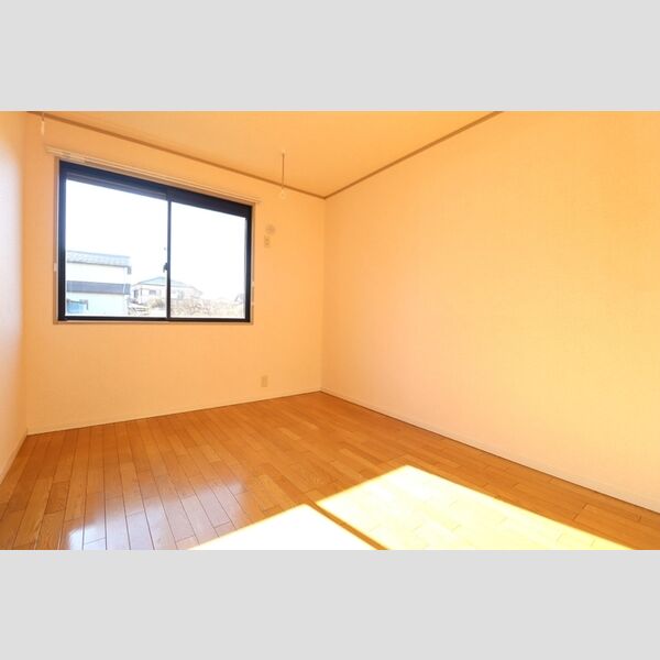 ドエル福島　B101号室 西側洋室