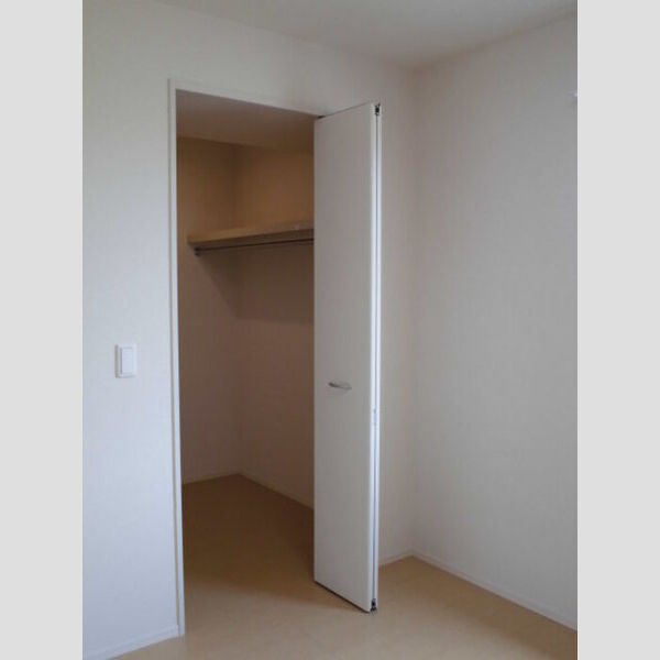 リーヴ ゴーシュ　Ⅰ105号室 ウォークインクローゼット