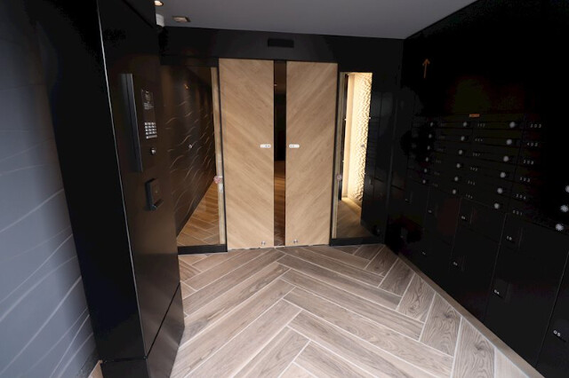 ジェノヴィア鵜の木308号室 エントランス