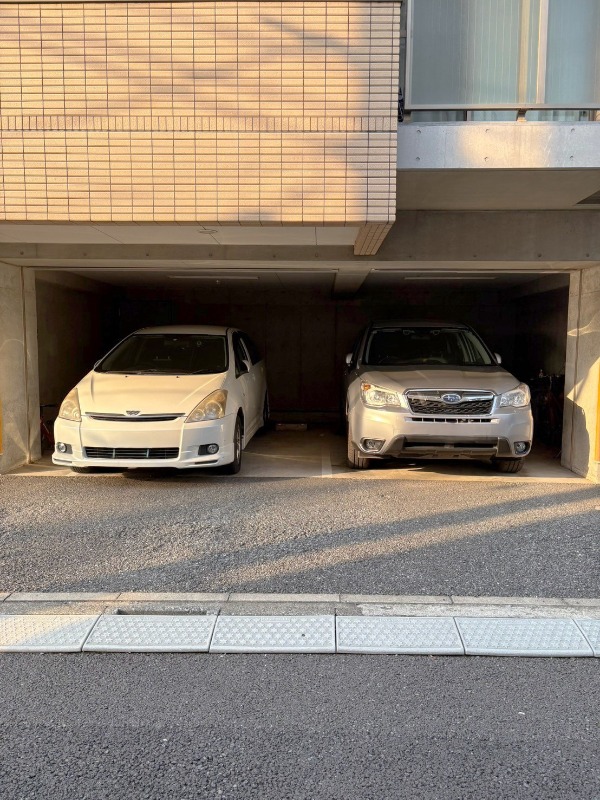 グリーンヒルズ上野毛2階 駐車場