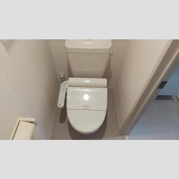 ルミエールA203号室 温水洗浄暖房便座