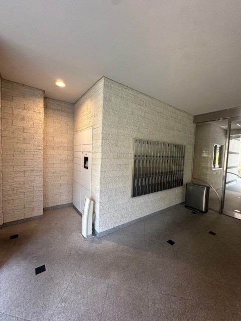 プライムアーバン千駄木204号室 ロビー