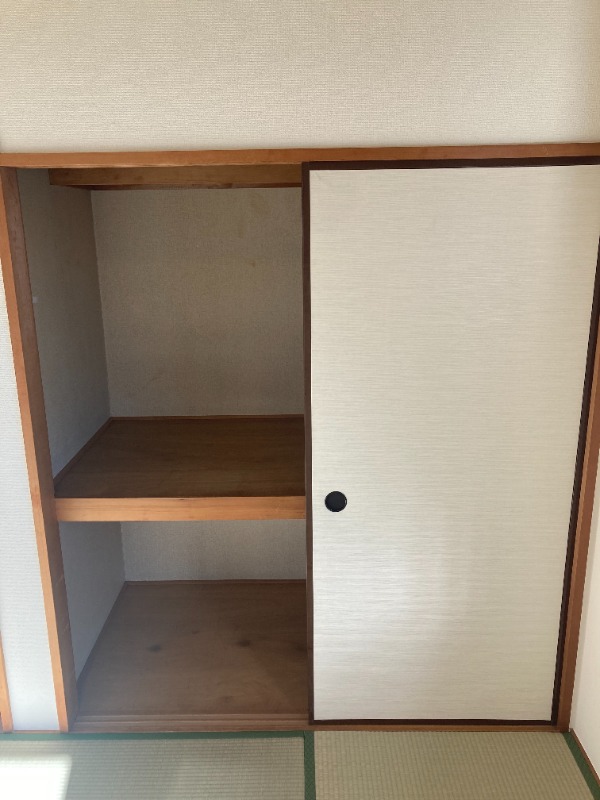 サンヴィレッジE棟 収納