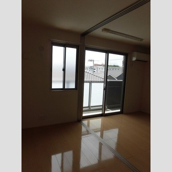 エフズ302号室 LDK11.5帖+洋4帖