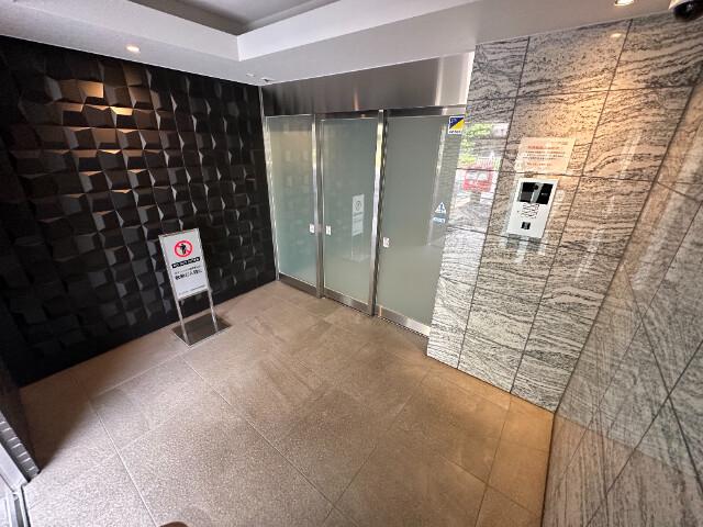 デュオステージ新高円寺 エントランス