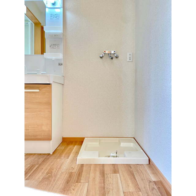 エスコート湘南 ☆洗濯機置場