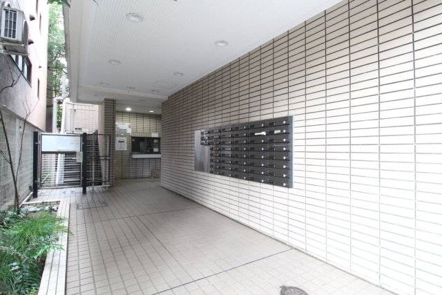 メイツ井荻 エントランス