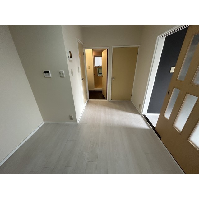 メゾン・ド・カスミ201号室 内観