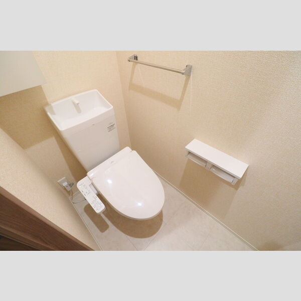 Plum tree garden G トイレ