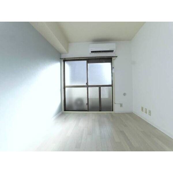 メゾン・ド・ラシーヌ リビング