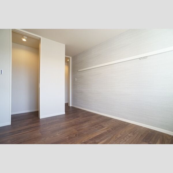 Purple7 西葛西403号室 収納