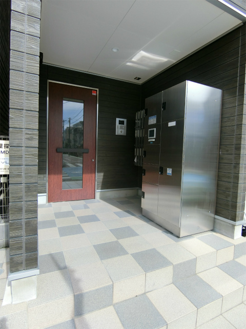 リブリ・西御幸2階 エントランス