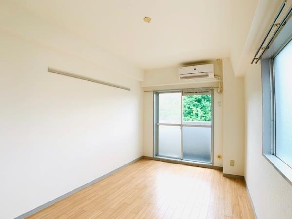 大井町タウンハウス5階 リビング