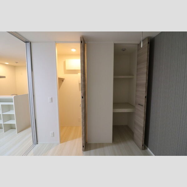 インペリアルヒルズ202号室 洋室4.6帖