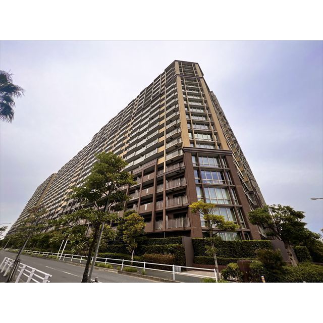 プラウド新浦安 外観