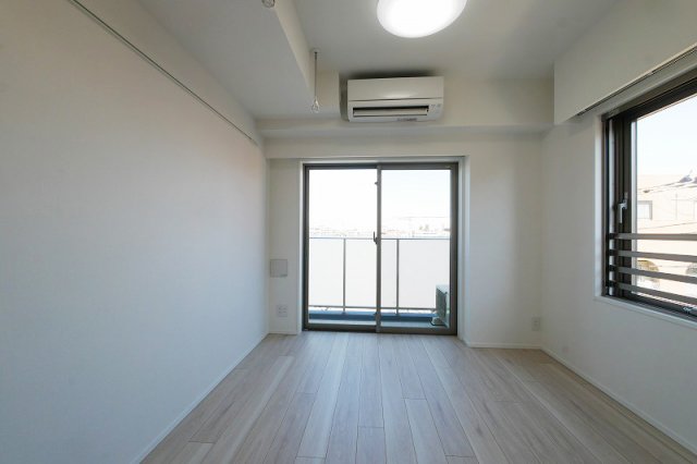 ラフィスタ練馬春日町2階 内観