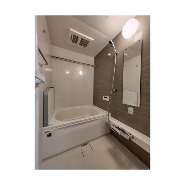 アンソレイユ明大前102号室 お風呂