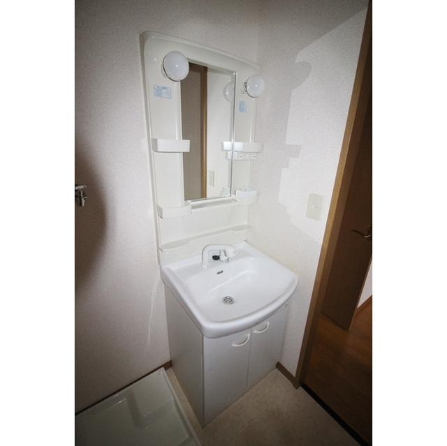 アムール ならし野 内観