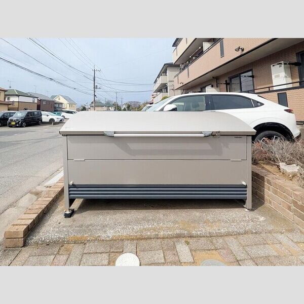 フロイデ若葉 ゴミ置き場