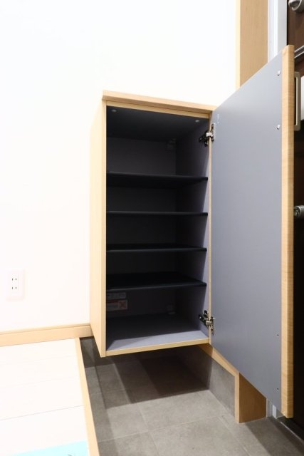 リタ王子神谷5階 靴入