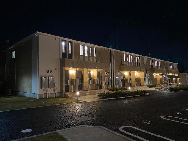 Jour de floraison H（ジュール　ド　フロレゾン　Ｈ） 外観写真（夜）