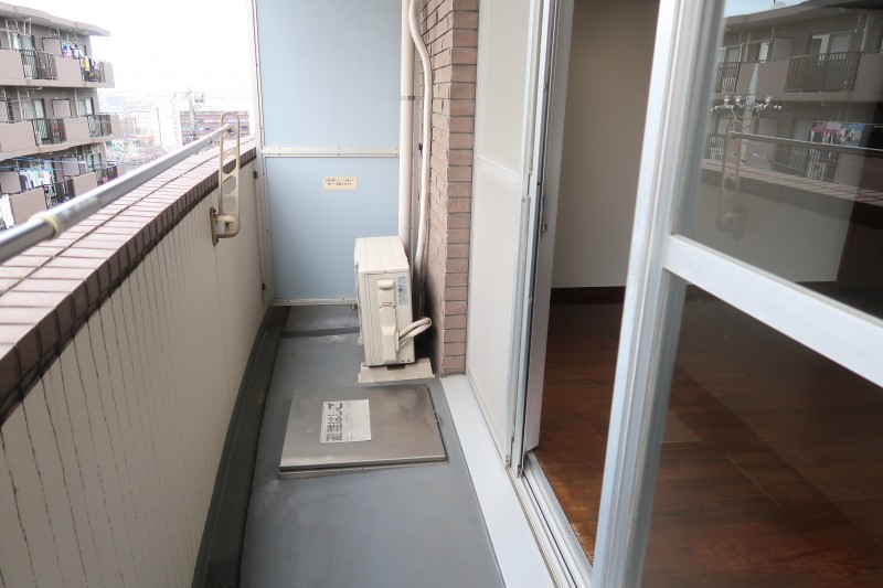 Ｔ’ｓ　ｇａｒｄｅｎ稲城4階 バルコニー