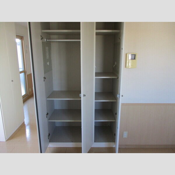 ロジュマン マエバラC C301(収納)