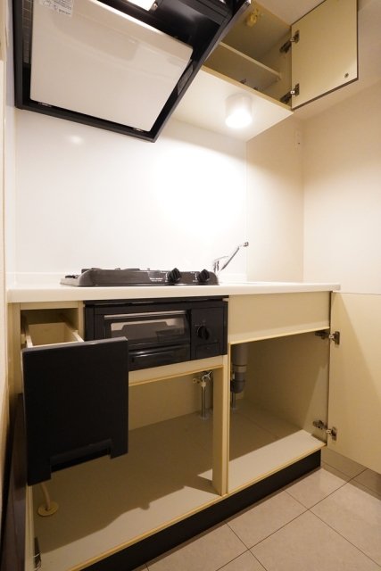 ＲＥＶ　ＲＥＦＡＹＳ－ＭＡＮＡ キッチン