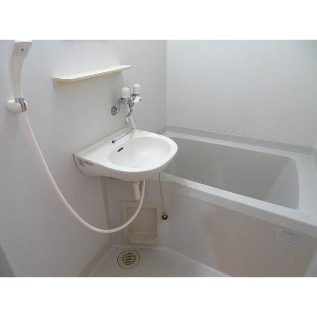 グリーンフラッツ旗の台 バス