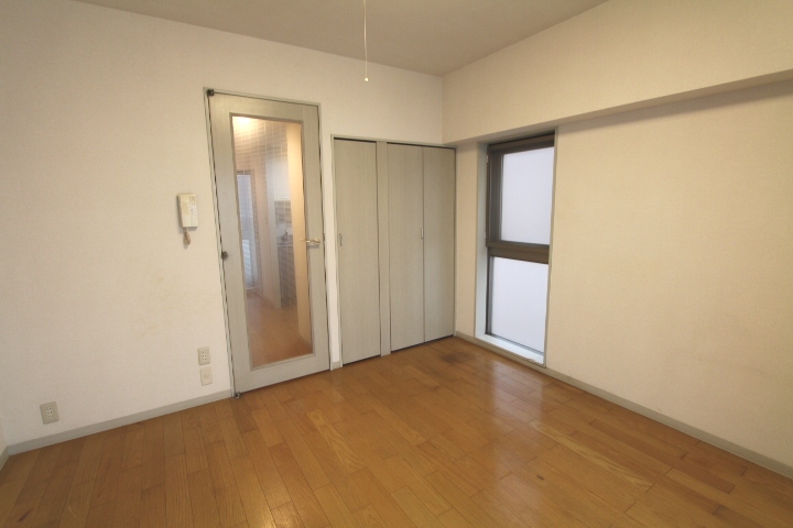 プライムアーバン新宿落合 リビング