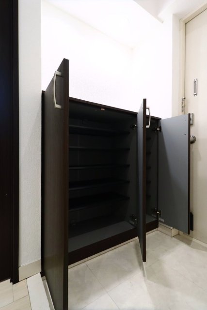 恒陽マンシヨン 靴入