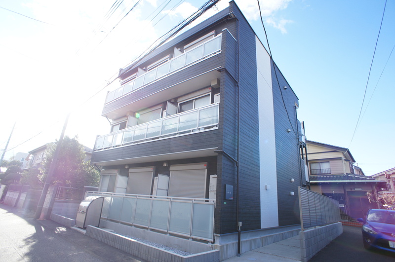 リブリ・ルイフェリス エントランス