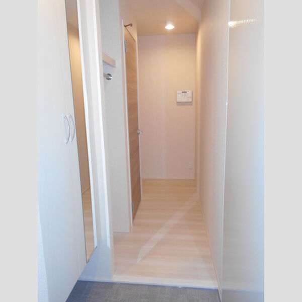 メゾン茶々 玄関