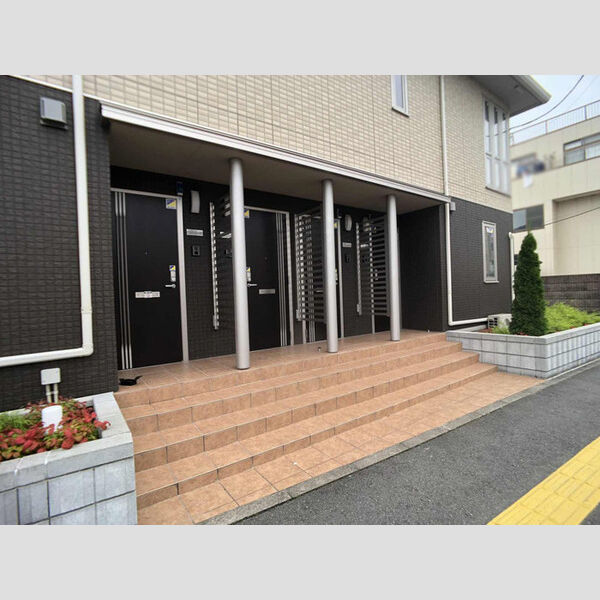 ベルレージュ　A102号室 エントランス