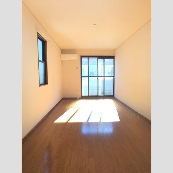 キャッスルハウス101号室 洋室8.25帖