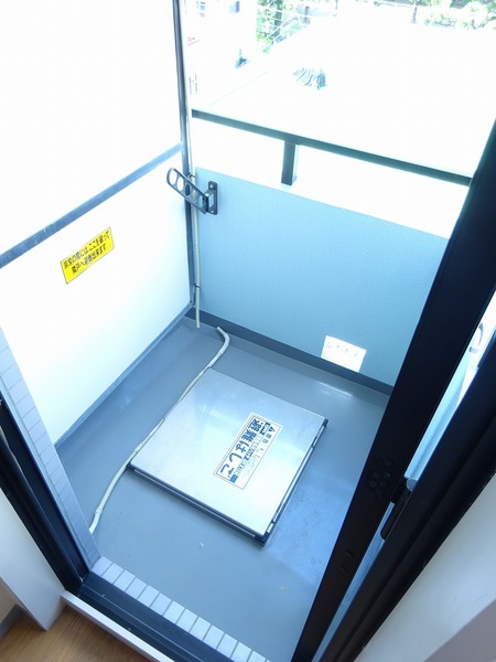 ドルチェ府中601号室 バルコニー