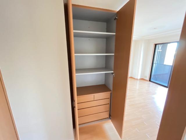 パルティール横濱 ＬＤＫ収納