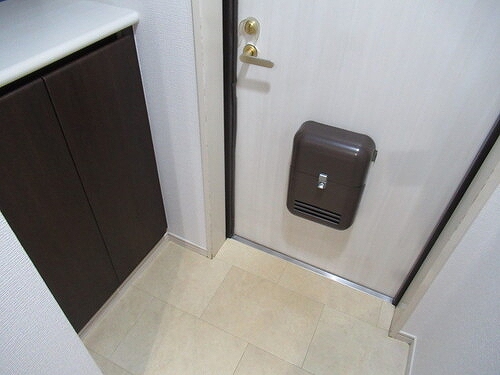 ナイスアーバン武蔵浦和3階 玄関