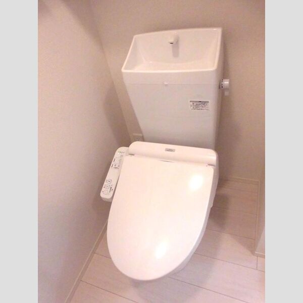 アナシエ南篠崎町Ⅰ302号室 温水洗浄暖房便座