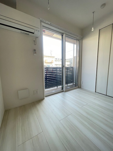 ＲＡＹＳ(K-158)1階 室内物干