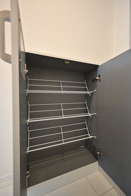 長楽町屋レジデンス3階 靴入