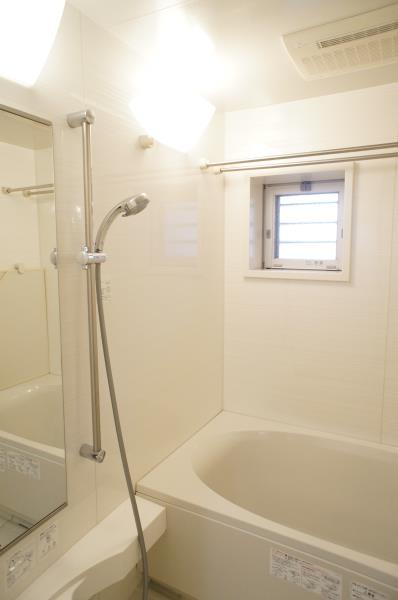 Ｂｒｉｌｌｉａ　ｉｓｔ　三軒茶屋　ブラッサムテラス1階 お風呂