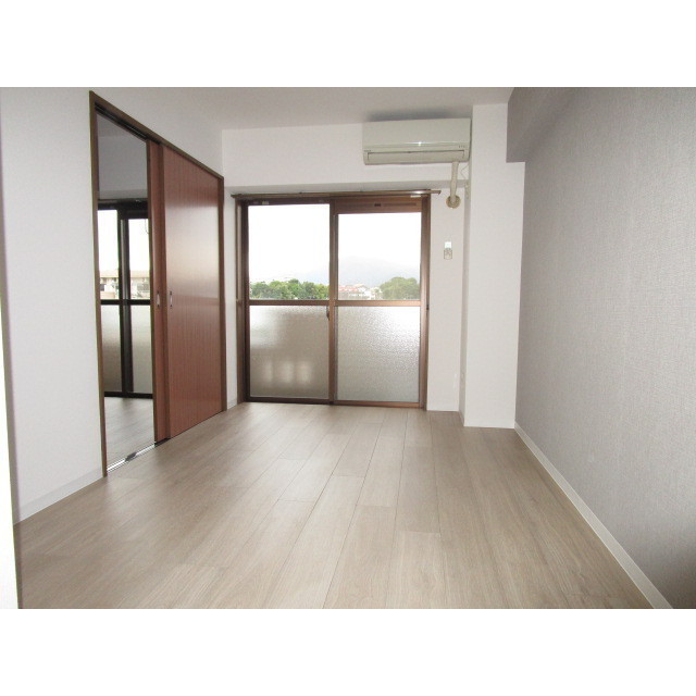 グランドゥール安藤 内観