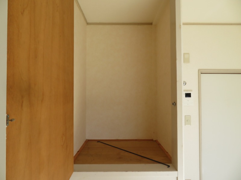 ファーストハイツB 収納