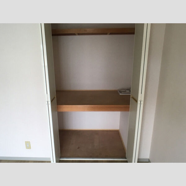 メゾンベルジュール 収納