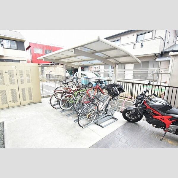 グランドパレス 駐輪場
